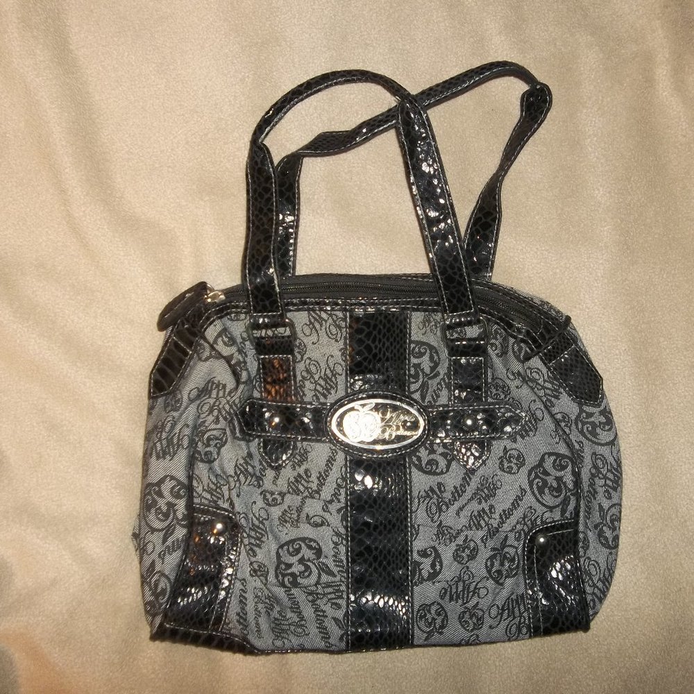 Apple Bottoms Handbag